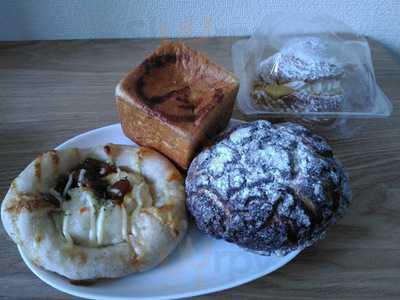 ルパンベーカーズ新千本店