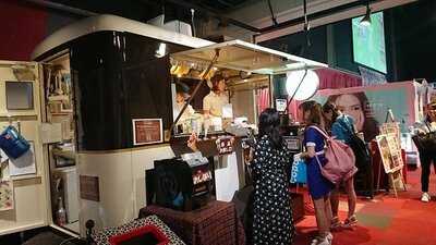 Momi & Toy's Namco 梅田店