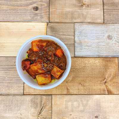 宿借りカレー屋 マカリイ