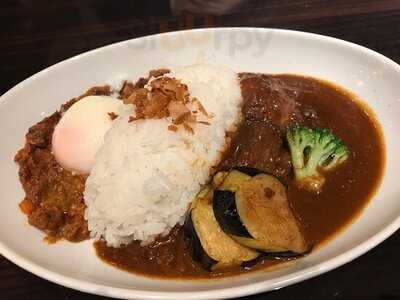 咖喱＆カレーパン 天馬 大阪nanbaなんなん店