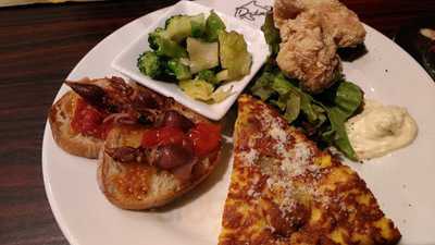 肉バルdomo 天満橋店