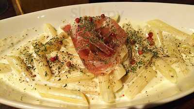 肉バルdomo 天満橋店