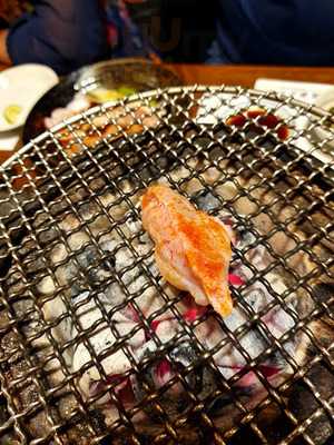 泳ぎふぐ専門店 ふぐ天神 宗右衛門心斎橋