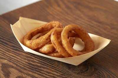 空飛ぶからあげ 大阪梅田店