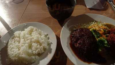 キッチンジロー Opbツイン21店