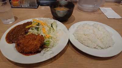 キッチンジロー Opbツイン21店