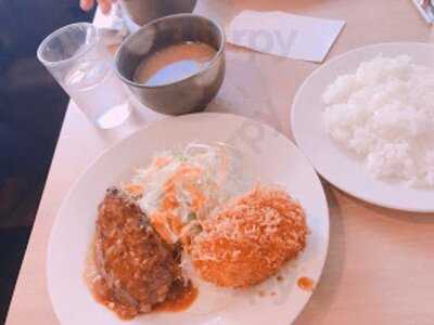 キッチンジロー Opbツイン21店