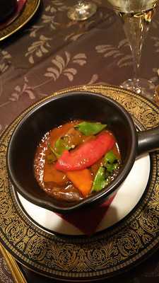 レストラン アラスカ 本店