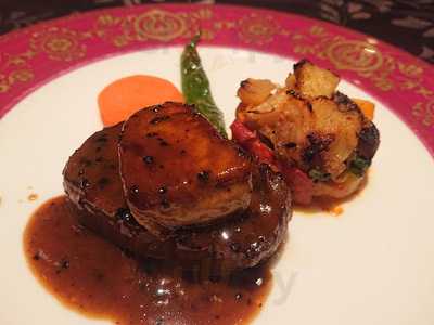 レストラン アラスカ 本店