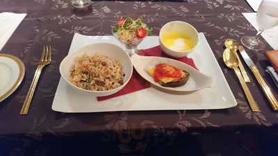 レストラン アラスカ 本店