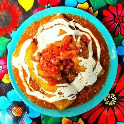 墨国回転鶏料理　福島高架下店