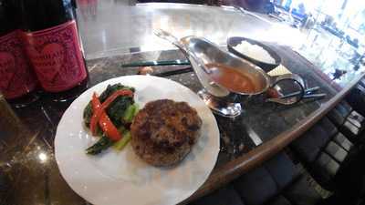 炭火焼ステーキあおき