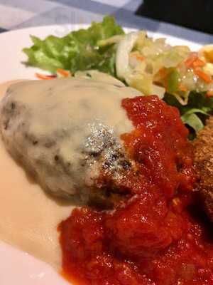 ハンバーグさんたべ