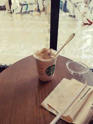 スターバックスコーヒー イオンモール鶴見緑地店