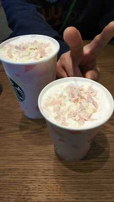 スターバックスコーヒー イオンモール鶴見緑地店