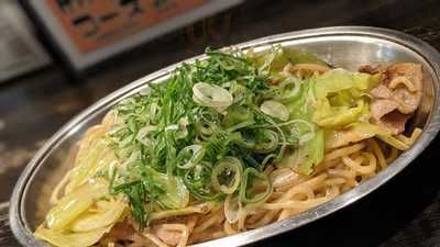 京橋東応援団 大分からあげと鉄板焼 勝男