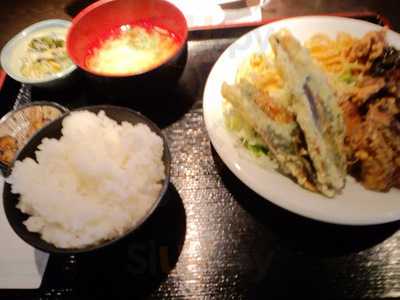 焼鳥酒場 とりくら