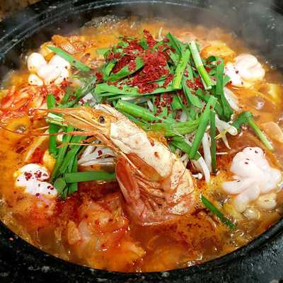 韓国石鍋 創作居酒屋 川田流 新大阪