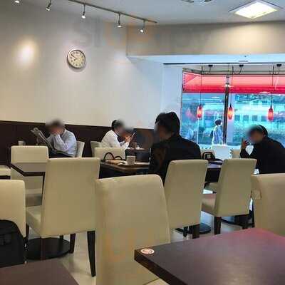 ホリーズカフェ 堺筋本町店