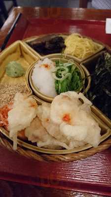 鶴喜そば モザイクダイニング