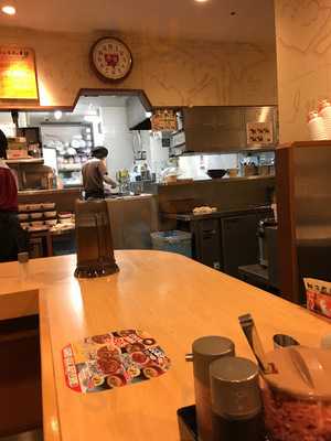 すき家 大国町駅前店