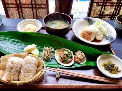 和風カフェ はらいそ