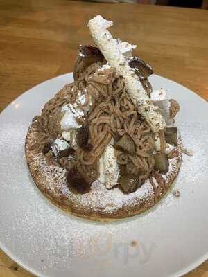 ポンジーズテーブル