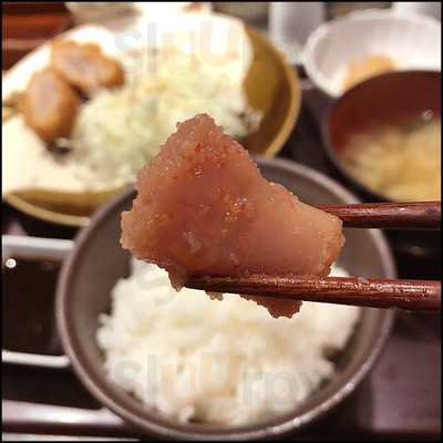 もつ鍋とビオワイン ぼん