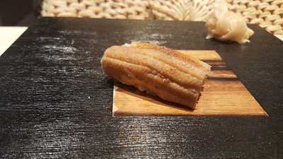 シャンパン&ワイン熟成鮨 Rikyu