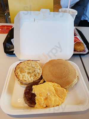 マクドナルド 豊新店