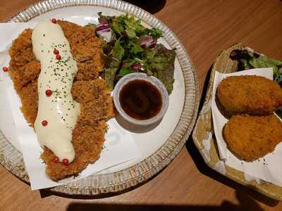 北海道知床漁場 新大阪店