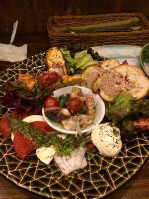 炭火焼イタリアンバールpeppino