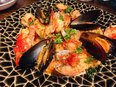 炭火焼イタリアンバールpeppino