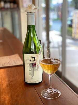 ワインバー　Ｊ