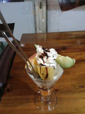 レストラン赤坂