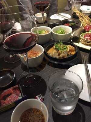 大阪馬焼肉 三馬力 南船場店