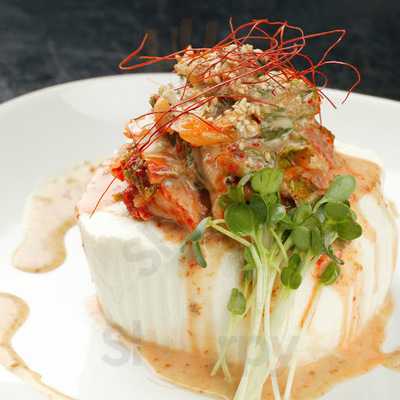 ブランド豚と創作串焼 Build