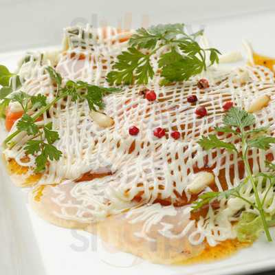 ブランド豚と創作串焼 Build