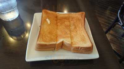 珈琲専門店 三番館 新大阪店