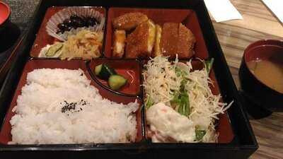 鉄板 炉端 膳 本店