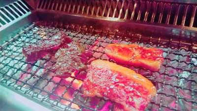 本場韓国焼肉 牛心