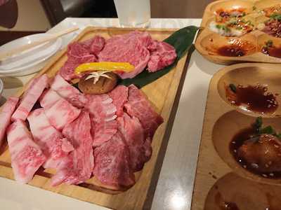 焼肉 神牛