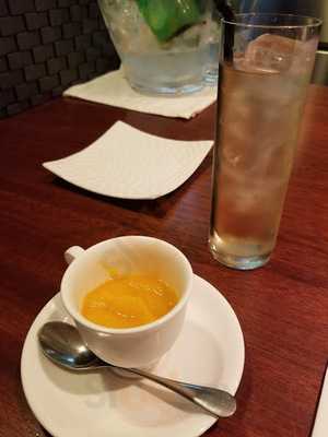 鉄板焼、おばんざい 笑じや