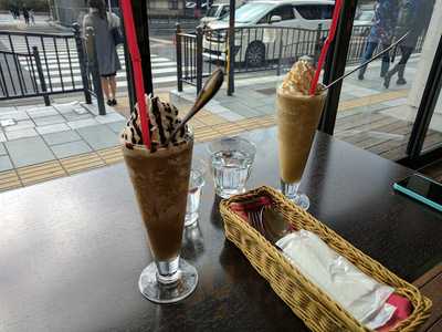 ギャラリーカフェ ふじひら