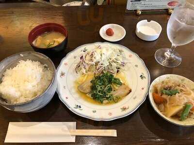 カフェルーム・マダム