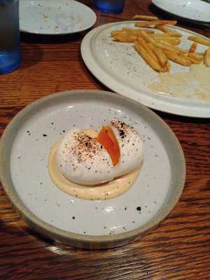 炭火焼ソーセージ酒場salumeria