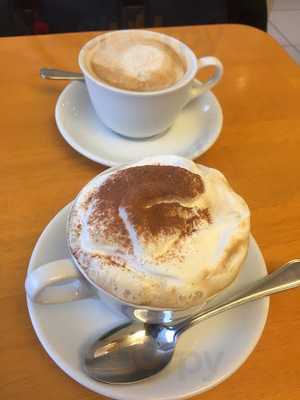 プチマダムカフェ