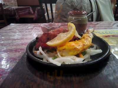 シダラタ 靭公園店