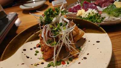 博多もつ鍋narikawa本町店