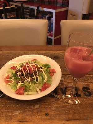 Five Hundred Bar Noo